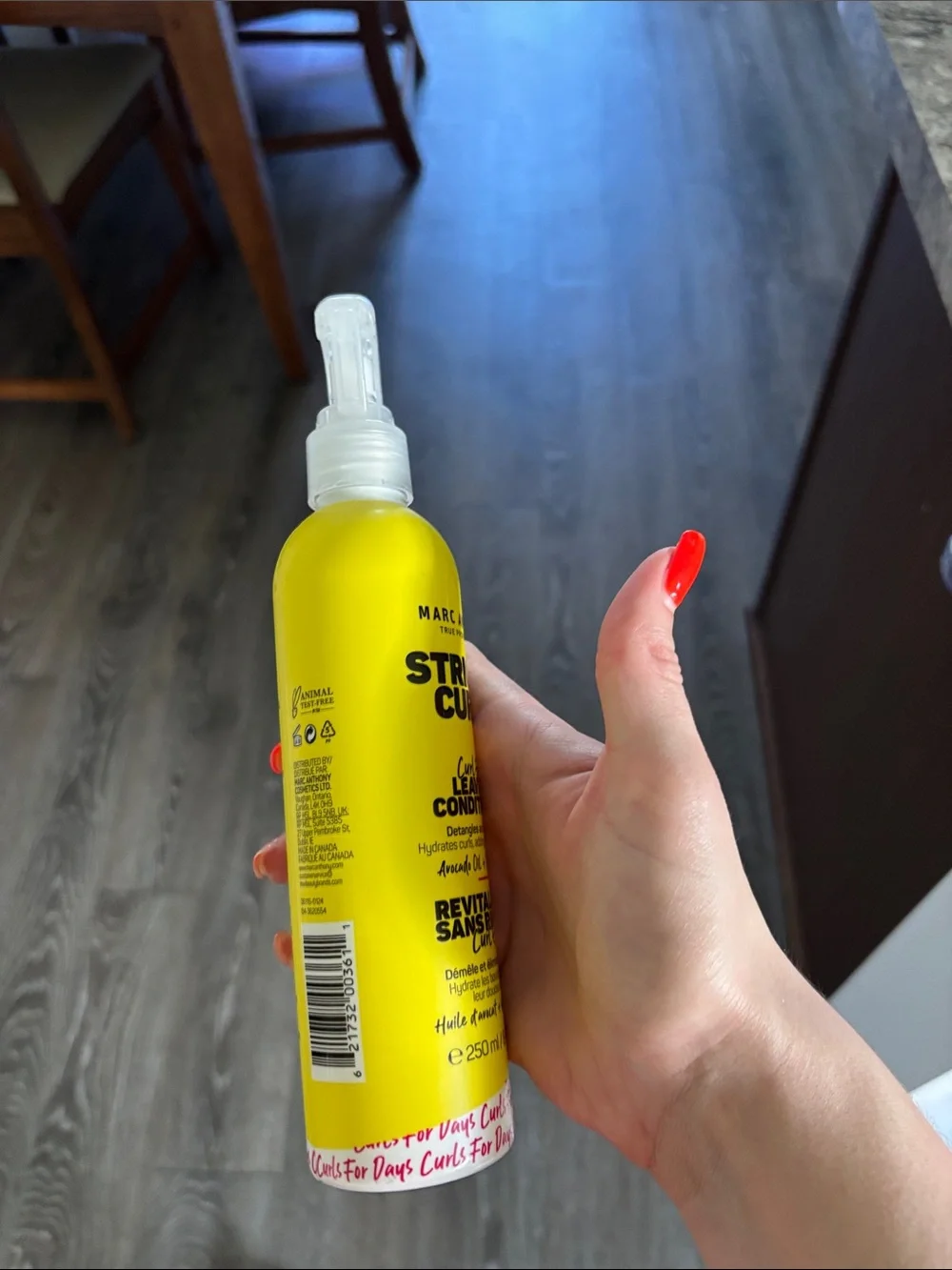 Marc Anthony Strictly Curls Leave-In Conditioner - Yellow Bottle